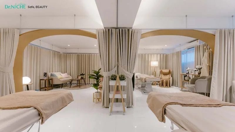 ห้องสำหรับให้บริการดูแลผิว และรูปร่าง ในคลินิก Dr.Niche Clinic บ้างโป่ง ราชบุรี